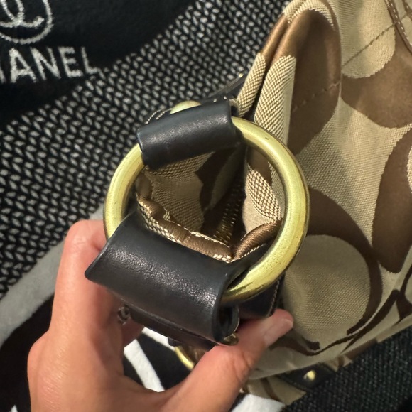 Coach Brown Signature Canvas Bag - Picture 4 of 13